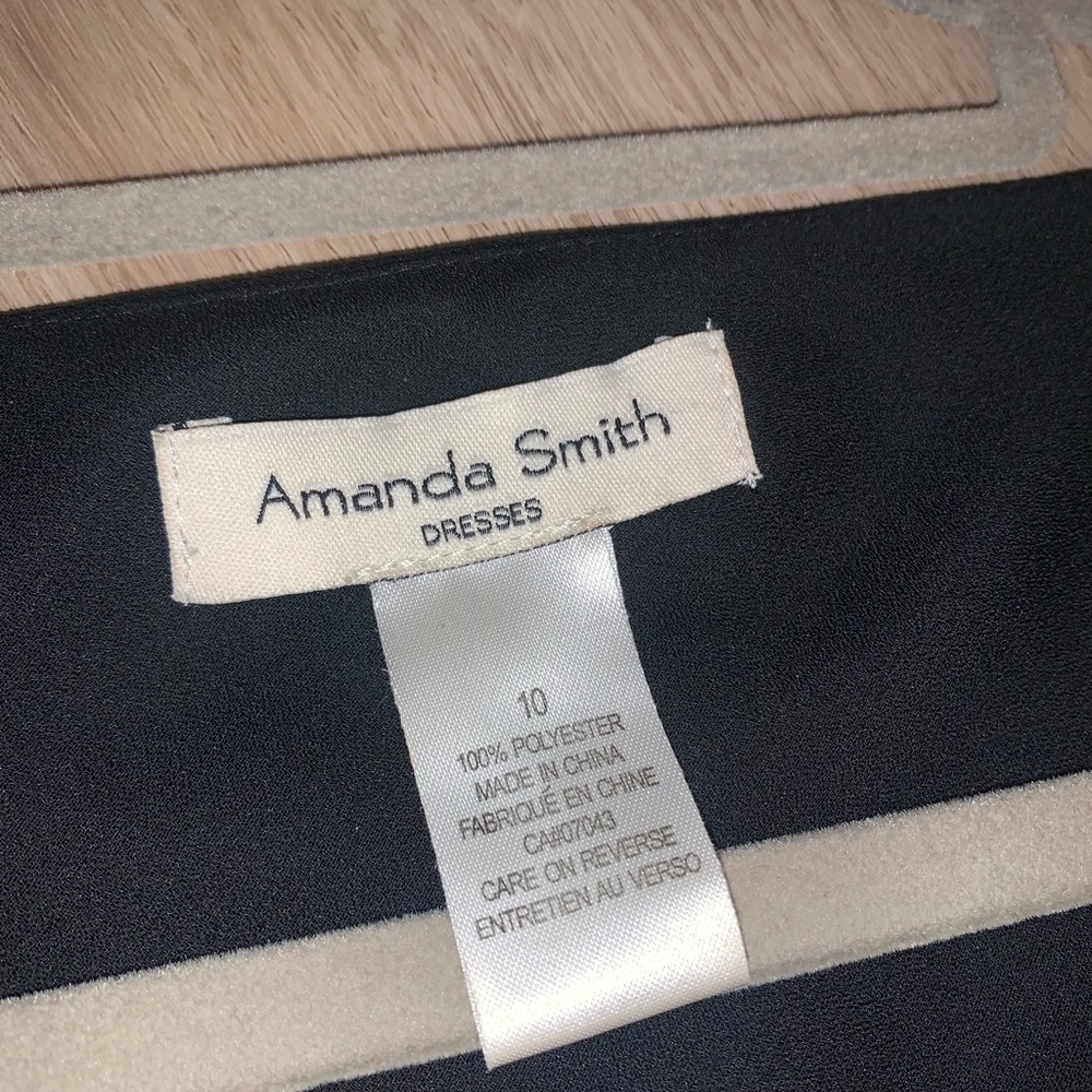 Black scoop neck 3/4 length dress! Perfect condition! - Picture 3 of 5